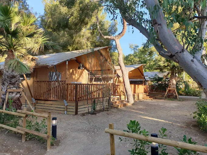 Camping Las Palmeras